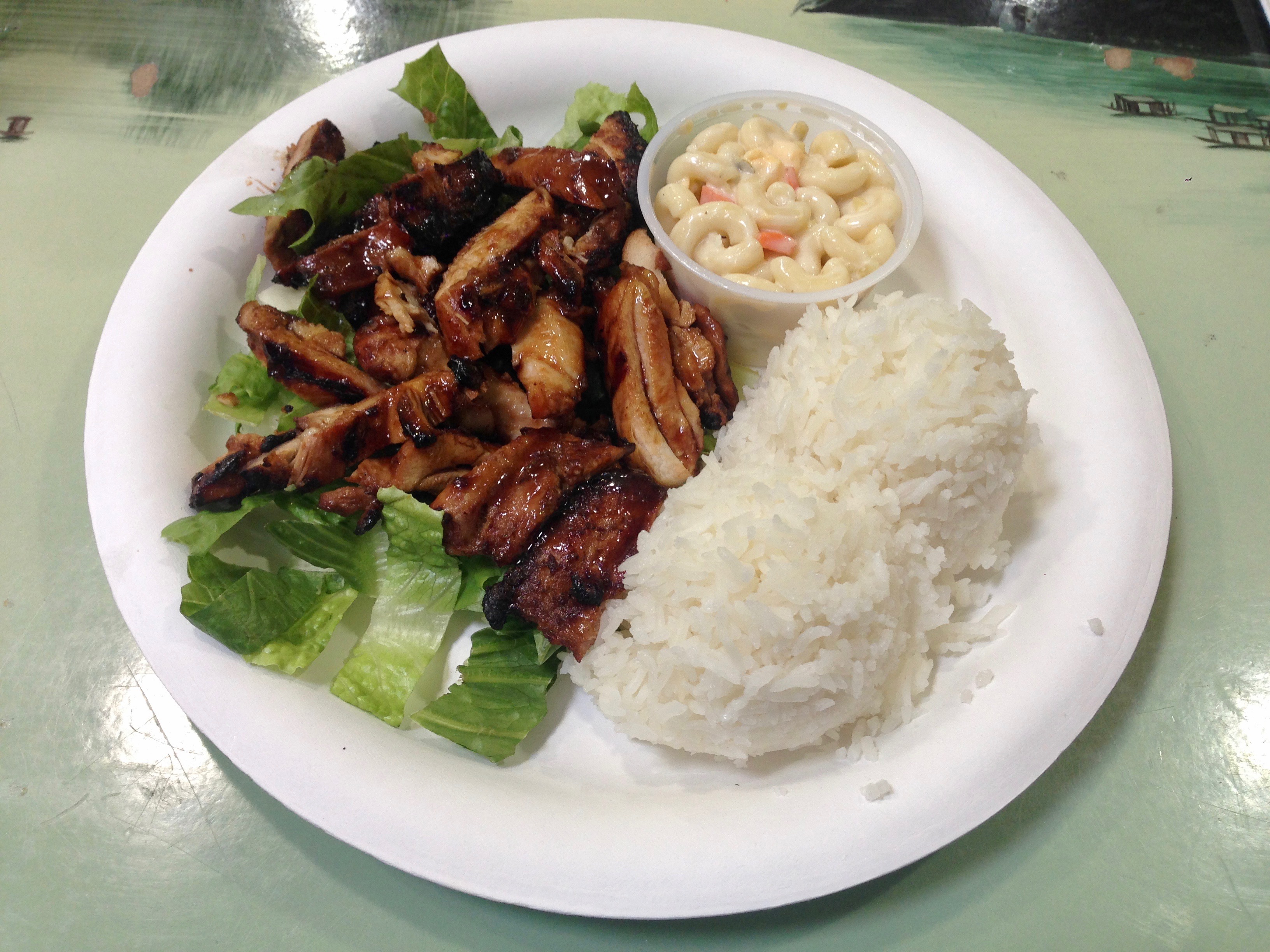 BBQ chicken with rice and macaroni salad